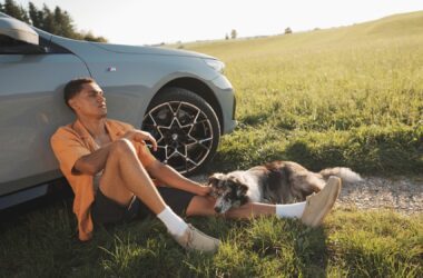 BMW總代理汎德推出2024 BMW Summer Outdoor夏季健診活動，於5月1日至6月30日期間內預約回廠，除享八項免費健診服務，更享有原廠零件75折特惠。(圖片提供：汎德)